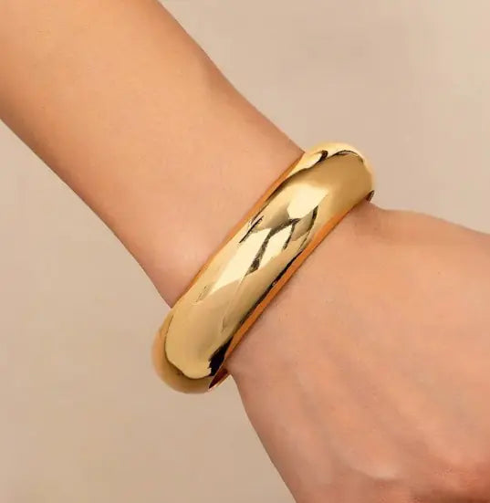 Chic stylish bangle
